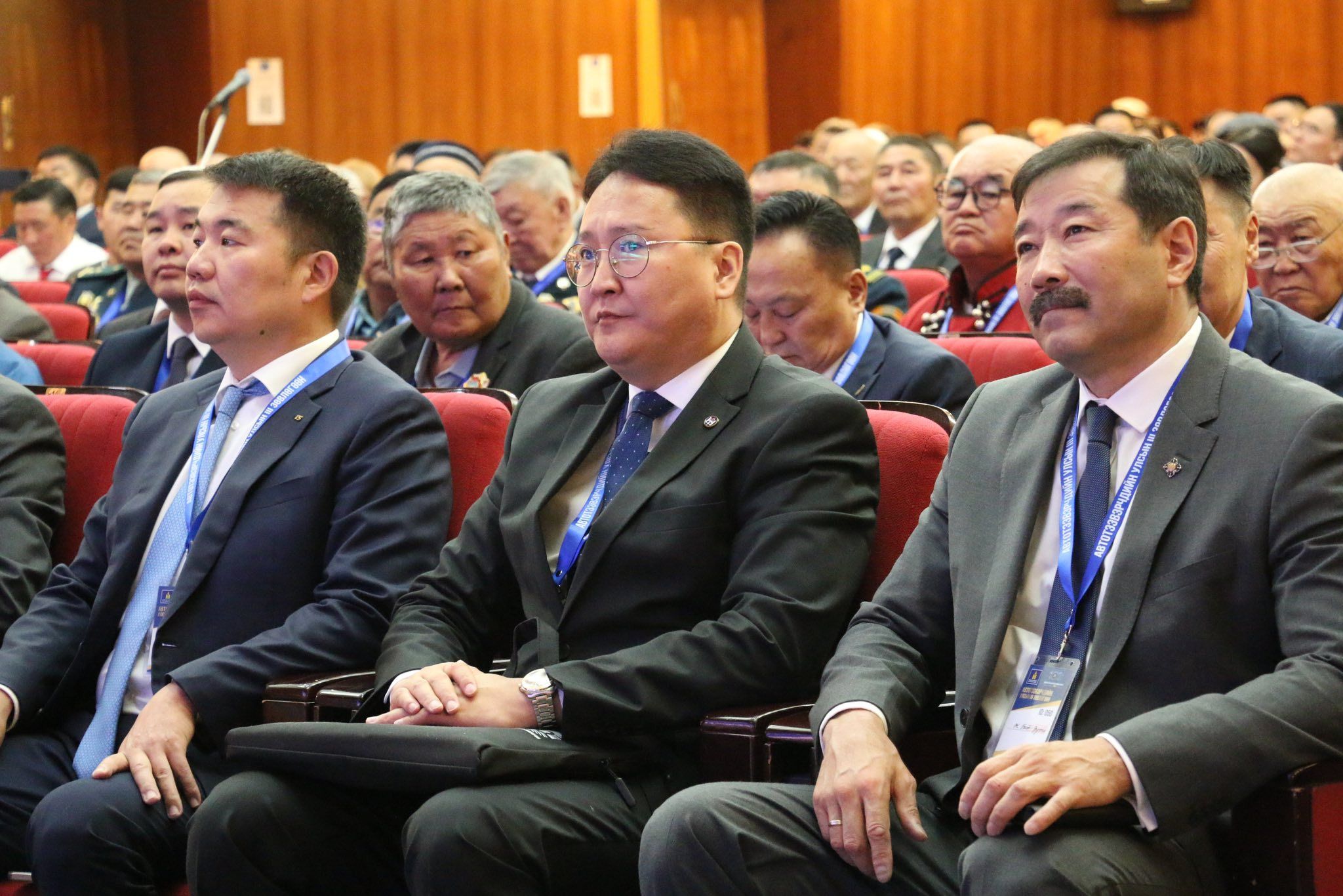 《ᠠᠦᠲ᠋ᠤᠲᠡᢉᠡᠪᠦᠷᠴᠢᠳ  ᠦᠨ ᠤᠯᠤᠰ  ᠦᠨ III ᠵᠥᠪᠯᠡᢉᠡᠨ》 ᠠᠮᠵᠢᠯᠲᠠᠲᠠᠢ ᠵᠣᠬᠢᠶᠠᠨ ᠪᠠᠶᠢᠭᠤᠯᠤᠭᠳᠠᠯ᠎ᠠ